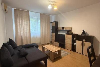 Apartament cu 2 camere semidecomandat, mobilat în Blașcovici