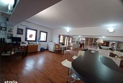 Casă cu 10 camere cu Teren 2000 Mp în Balotești - 3