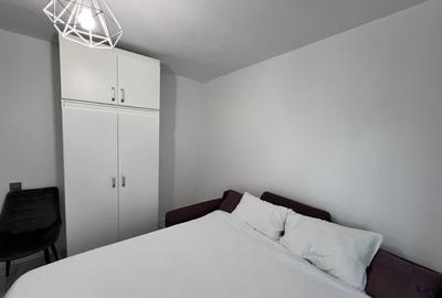 Apartament cu 3 camere decomandat în Decebal