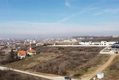 Teren Construcții intravilan de 2000 mp, în Est - 2