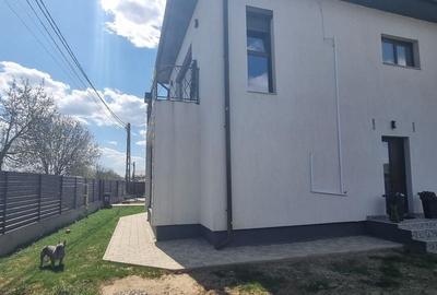 Casă cu 4 camere cu Teren 450 Mp în Ștefănești - 2