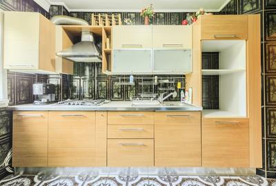 Apartament cu 4 camere decomandat în Drumul Taberei - 13