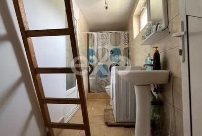 Casă cu 3 camere cu Teren 1140 Mp în Central