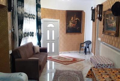 Casă cu 5 camere cu Teren 402 Mp în Calea Clujului