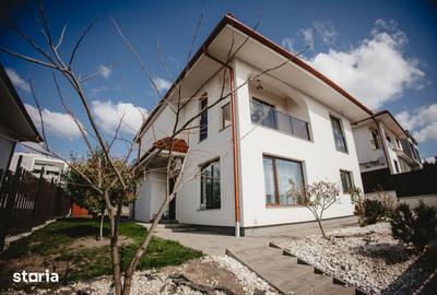 Casă cu 4 camere cu Teren 565 Mp în Iris