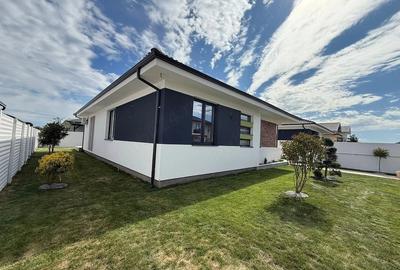 Casă cu 3 camere cu Teren 416 Mp în Exterior Vest