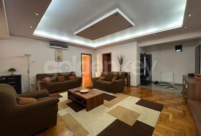 Apartament cu 3 camere decomandat, mobilat în Herăstrău
