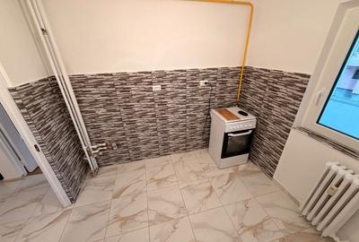 Apartament cu 2 camere decomandat în Nicolina