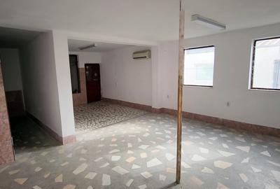 Spațiu comercial, de 838 mp, în Rafov - 17