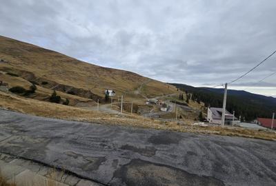 Teren de 250 mp, în Rânca