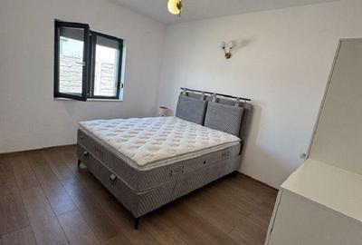 Casă cu 4 camere cu Canalizare în Ghiroda