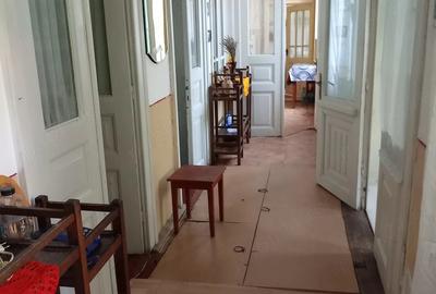 Casă cu Teren 406 Mp în Central