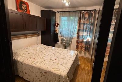 Apartament cu 4 camere semidecomandat, mobilat în Drumul Taberei