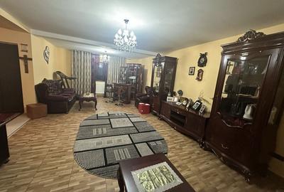 Casă cu 4 camere în Păun - 2