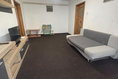 Apartament cu 2 camere semidecomandat în Calea București - 2