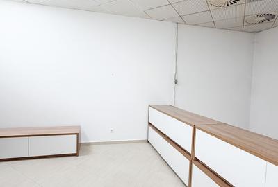 Spațiu comercial, de 150 mp, în Central