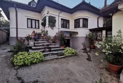 Casă cu 4 camere cu Teren 1300 Mp în Goranu - 4