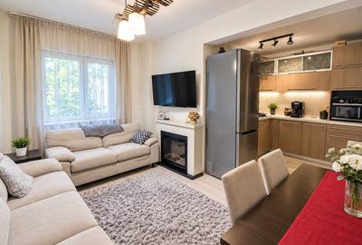 Apartament cu 4 camere decomandat în 9 Mai