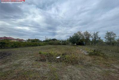 Teren de 1000 mp, în Iazurile - 5