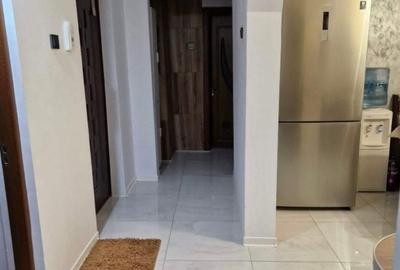 Apartament cu 4 camere decomandat în Central - 2