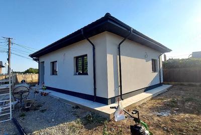 Casă cu Teren 590 Mp în Central
