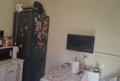 Casă cu 3 camere în Străulești