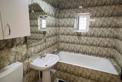 Apartament cu 2 camere decomandat în Băneasa