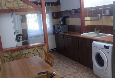 Apartament cu 3 camere decomandat în Lacul Morii