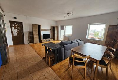 Apartament cu 2 camere decomandat, mobilat în Tomis I