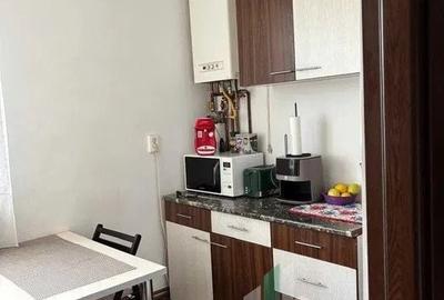 Apartament cu 2 camere semidecomandat în Semicentral