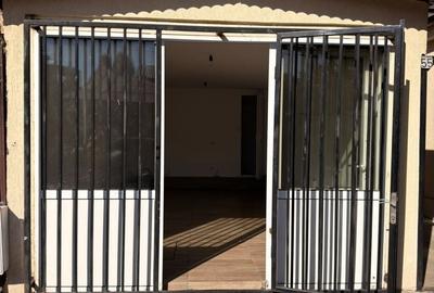 Spațiu comercial, de 20 mp, în Apărătorii Patriei