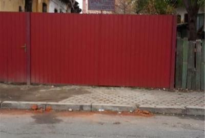 Casă cu 6 camere cu Teren 739 Mp în Tecuci