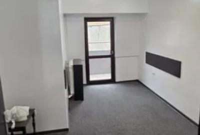 Birou, de 85 mp, în Central - 16