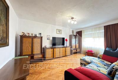 Apartament cu 3 camere decomandat în Cetate - 1