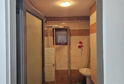 Spațiu comercial, de 97 mp, în Central