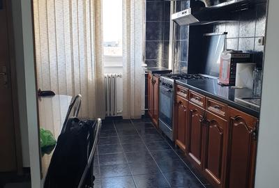 Apartament cu 3 camere decomandat în Decebal - 6