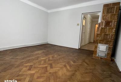 Casă cu 4 camere cu Teren 197 Mp în Central - 4