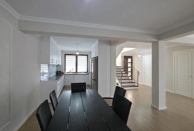 Casă cu Teren 438 Mp în Centura - 1