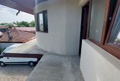 Casă individuală cu 7 camere cu Canalizare în Mihăilești - 3