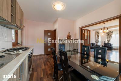 Casă cu 5 camere cu Teren 600 Mp în Priboieni