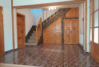 Casă individuală cu 5 camere cu Teren 433 Mp în Micro 4 - 2