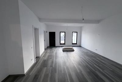 Casă cu 2 camere în Central
