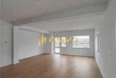 Apartament cu 3 camere decomandat în Ipotești - 2