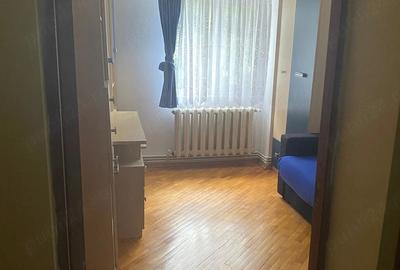 Apartament cu 3 camere decomandat în Păcurari