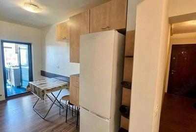 Apartament cu 3 camere decomandat în Găvana