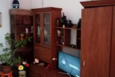 Casă cu 3 camere cu Teren 70 Mp în Blejoi