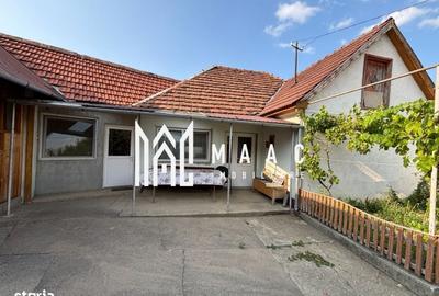 Casă cu 4 camere nedecomandat în Pianu