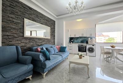Apartament cu 2 camere semidecomandat, mobilat în Mamaia-Sat