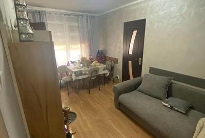 Apartament cu 2 camere semidecomandat în Micro 14