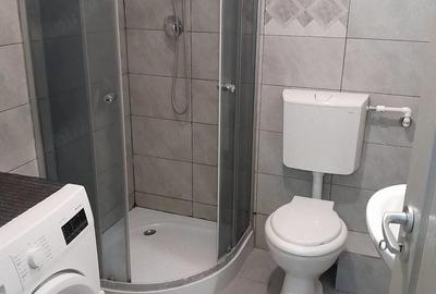 Garsonieră decomandată în Central - 2